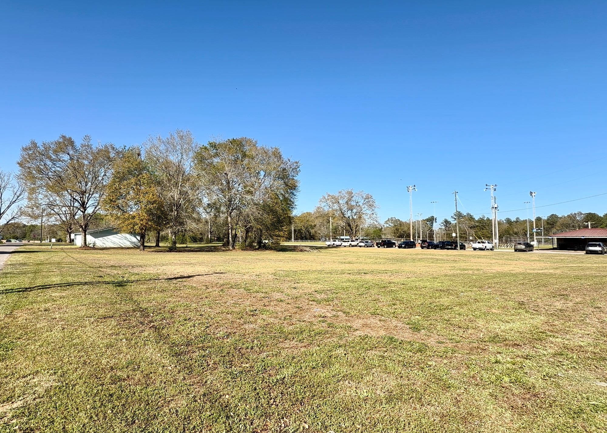 Rear View — Acreage